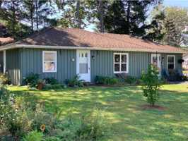 featured image of 8 Charity St