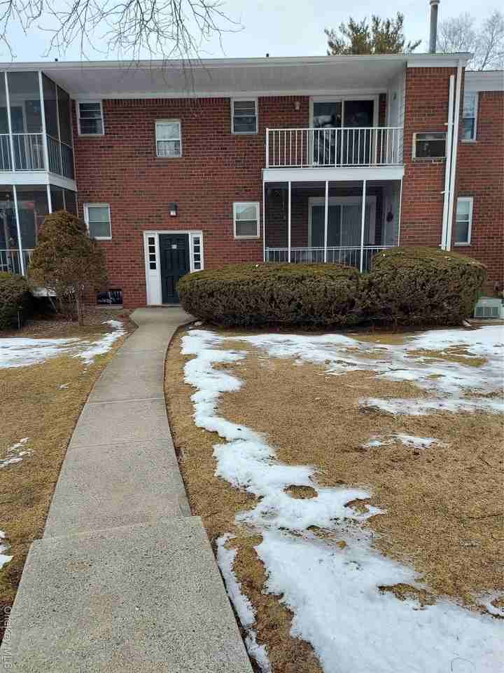 50 Bon Aire Cir Apt C15 - Photo 2 of 24