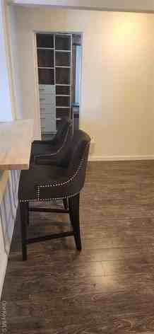 45 Harrison unit: Upper - Photo 5 of 10