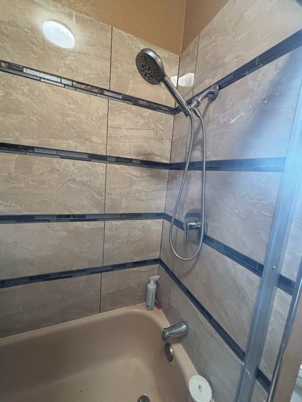 806 Kerr Ave - Photo 5 of 18