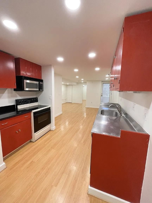 1218 Euclid St Nw