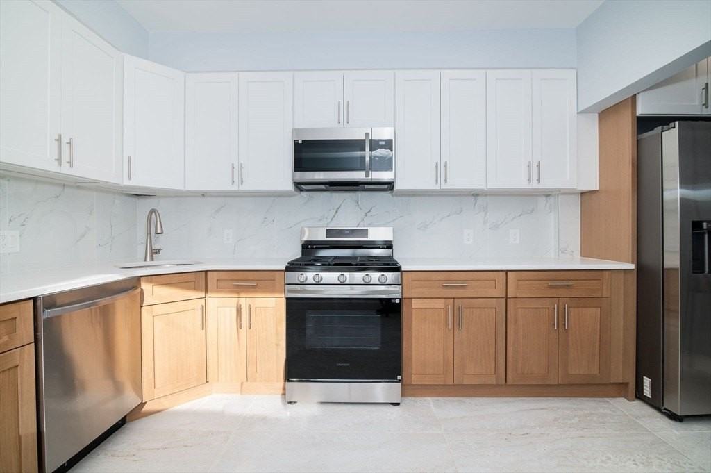 43 Tainter St Unit 43 - Photo 6 of 35