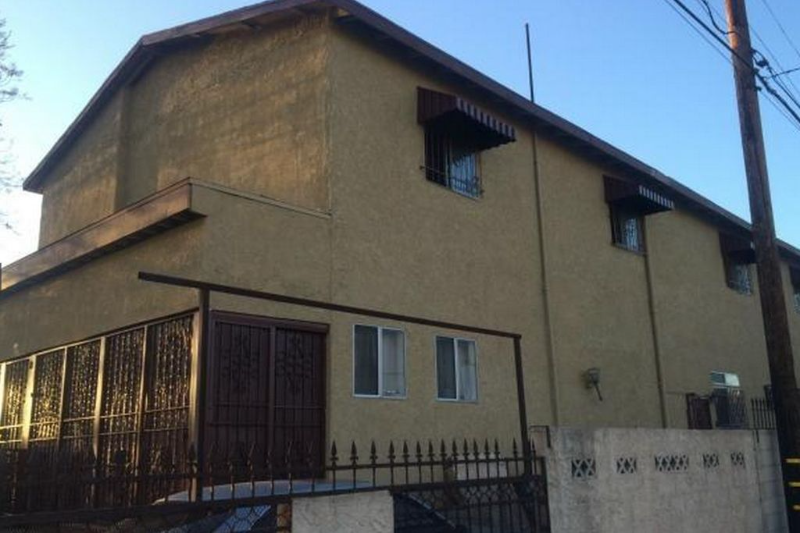 443 E 84th St #443 - Photo 4 of 29