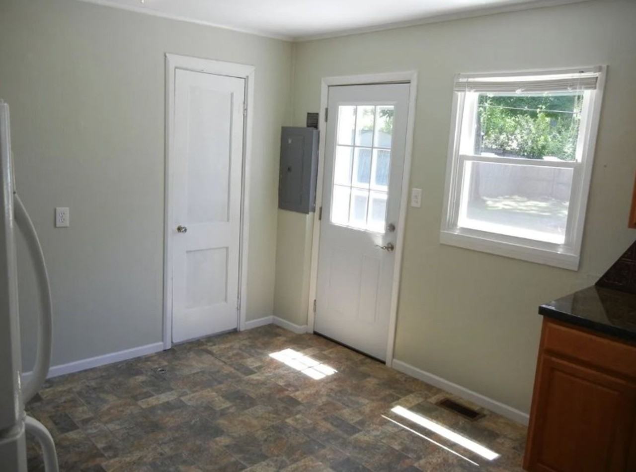 1206 E Saint Andrews Rd - Photo 6 of 8