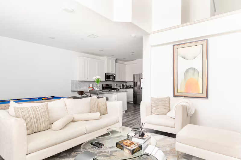 6045 Roper Rd - Photo 3 of 21