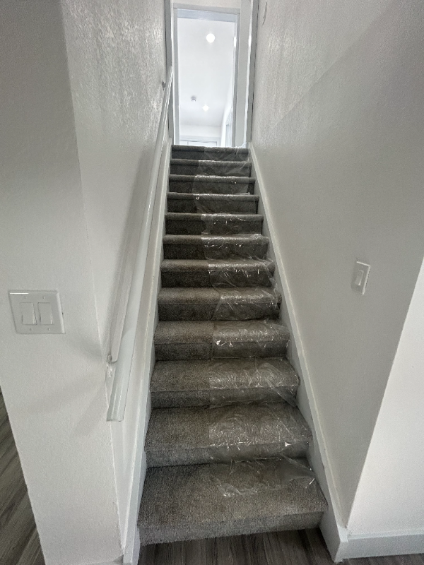 1370 S Meade St - Photo 3 of 13