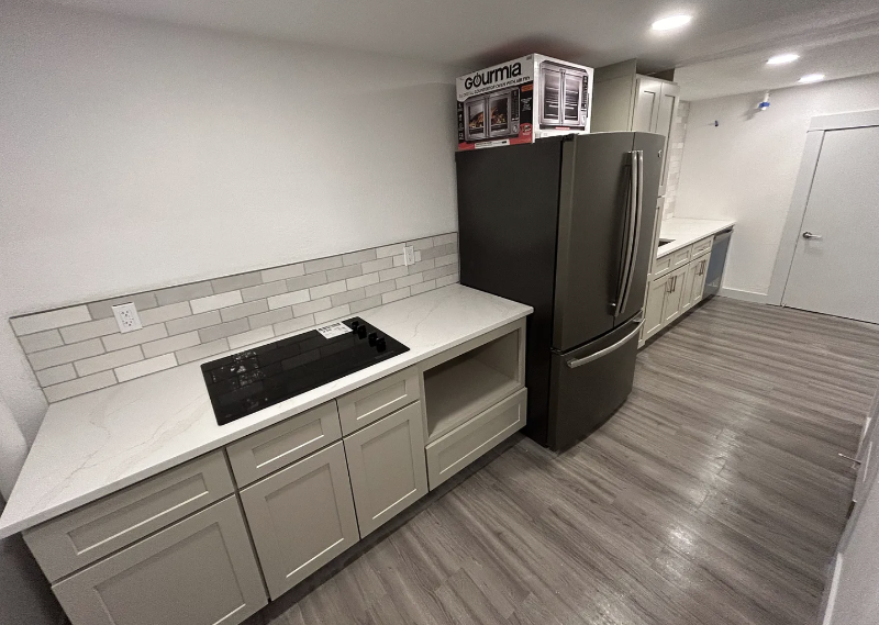 1370 S Meade St - Photo 6 of 13