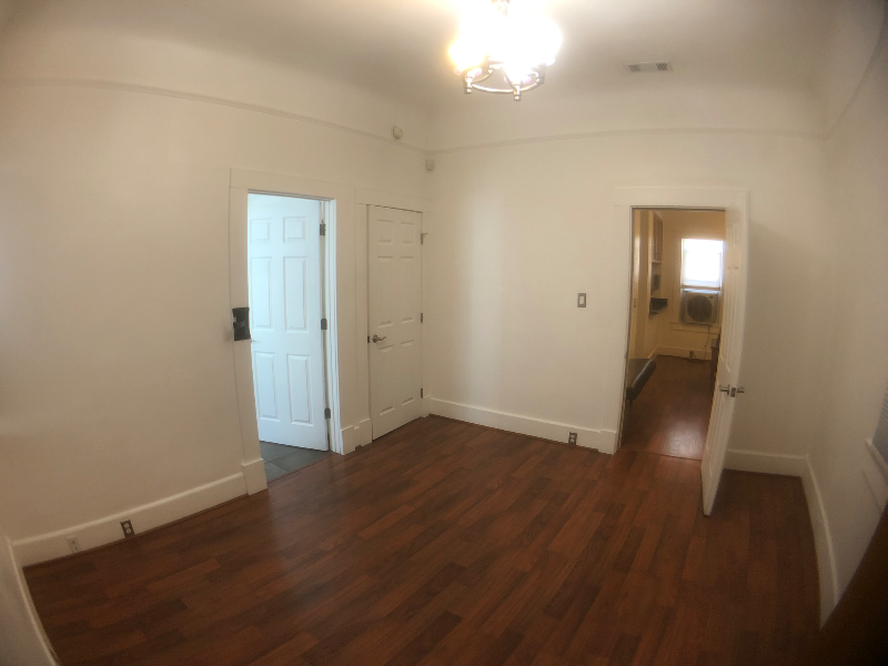 1015 Beamer St - Photo 6 of 36