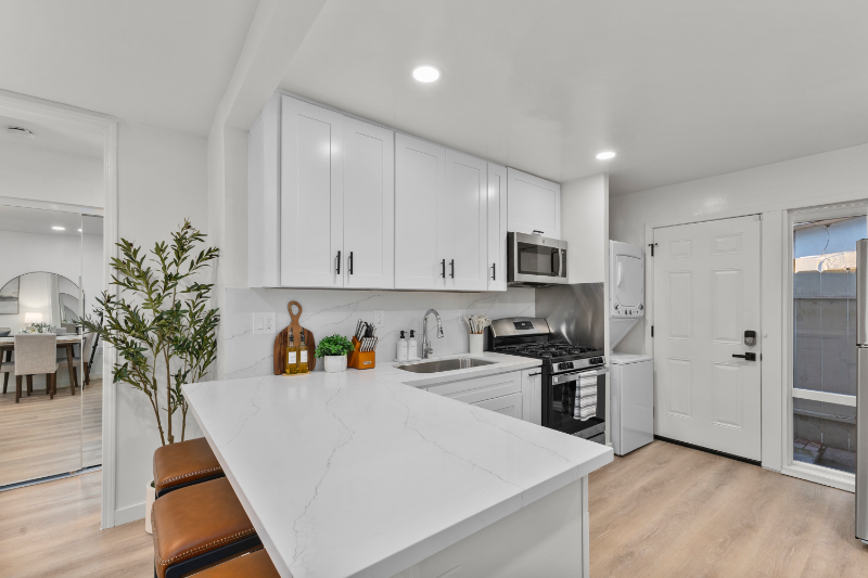 4442 Clairemont Dr #4440 - Photo 3 of 20