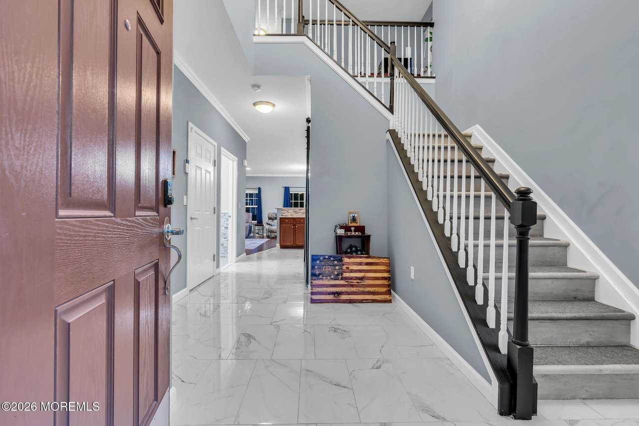 52 Rockingham Way Unit 1 - Photo 5 of 29