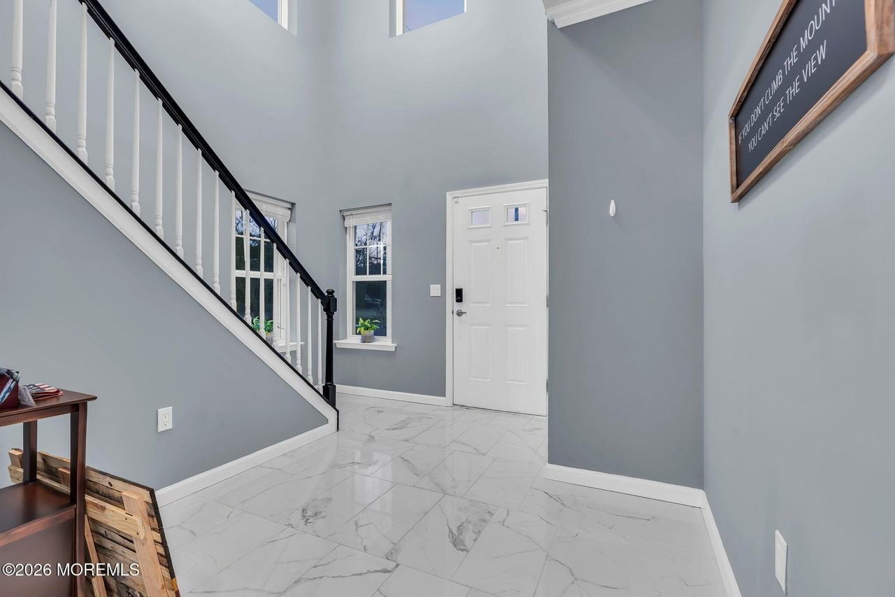 52 Rockingham Way Unit 1 - Photo 6 of 29