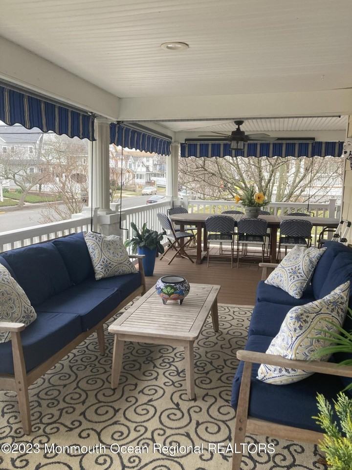 114 7th Ave - Photo 3 of 41