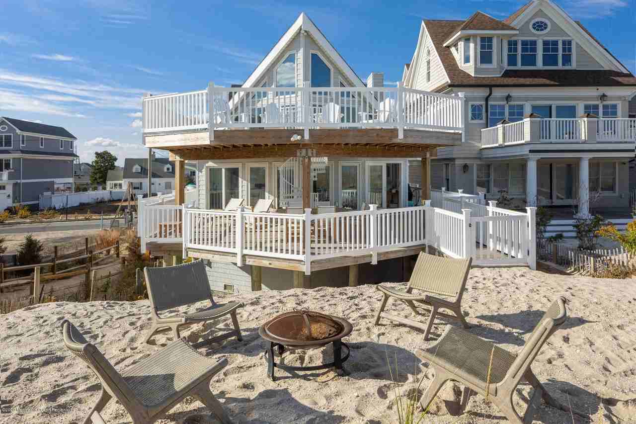 502 Sunset Blvd - Photo 2 of 30