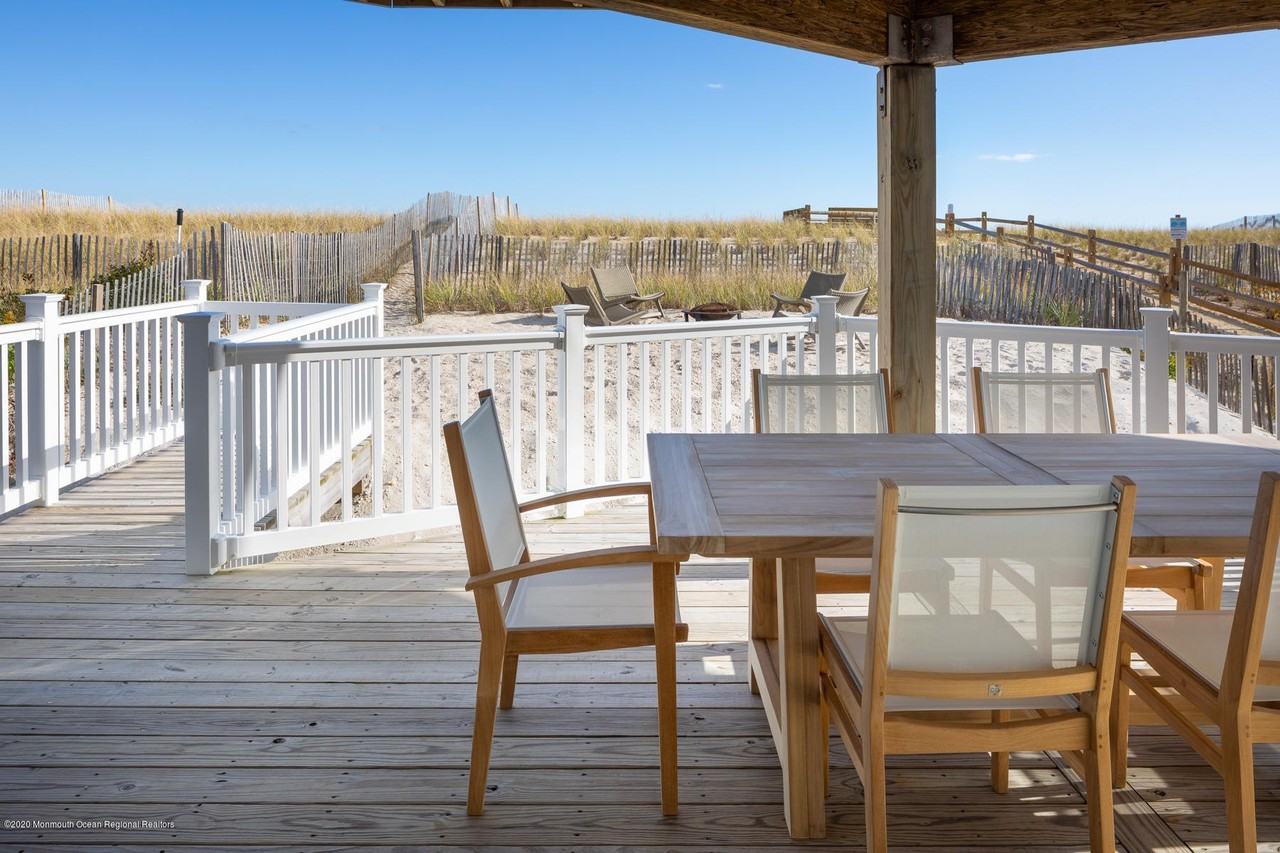 502 Sunset Blvd - Photo 5 of 30