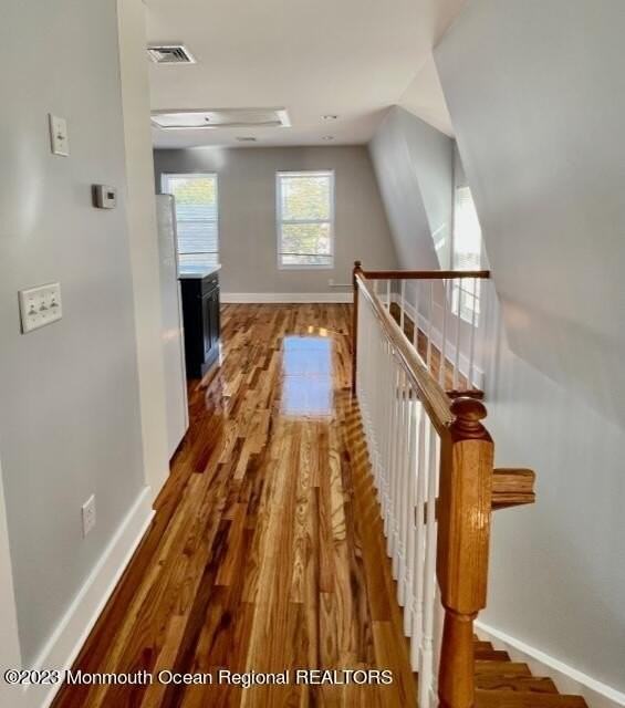 80 Center Ave Apt B - Photo 7 of 27