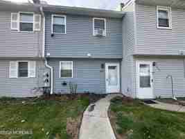 featured image of 660 Tara Dr