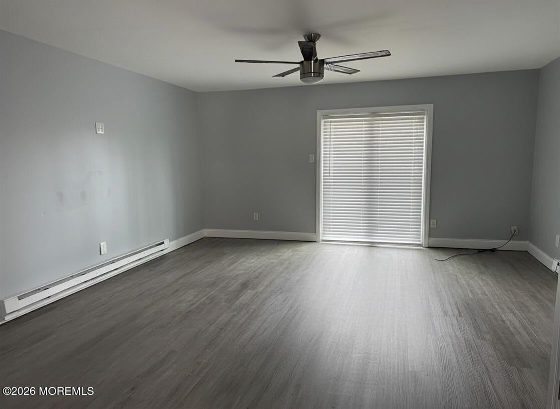 660 Tara Dr - Photo 3 of 11