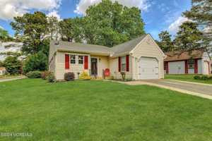 featured image of 35 Auburn St Unit 54b