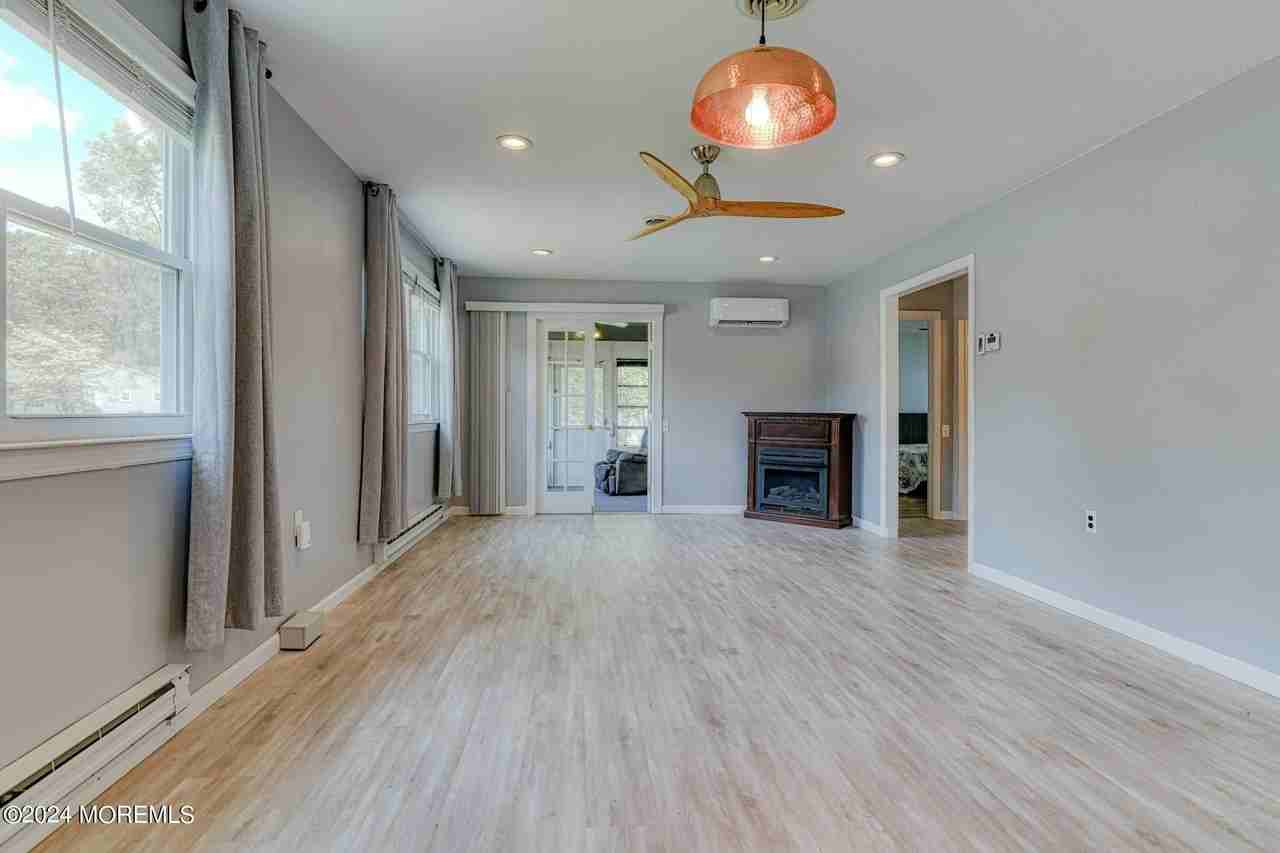 35 Auburn St Unit 54b - Photo 5 of 28