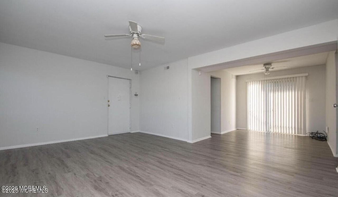 238 Sawmill Rd Unit 383 - Photo 5 of 6