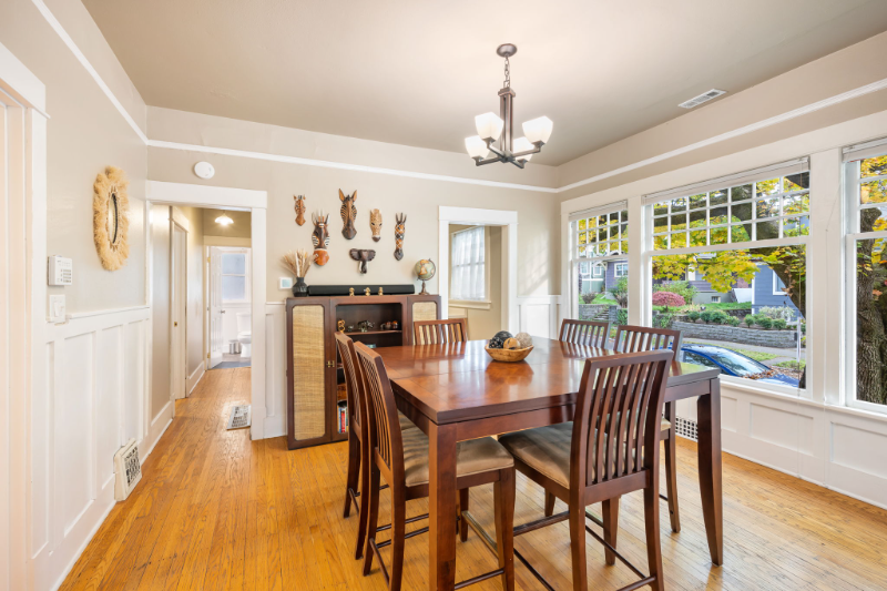 720 Ne 47th St - Photo 5 of 18