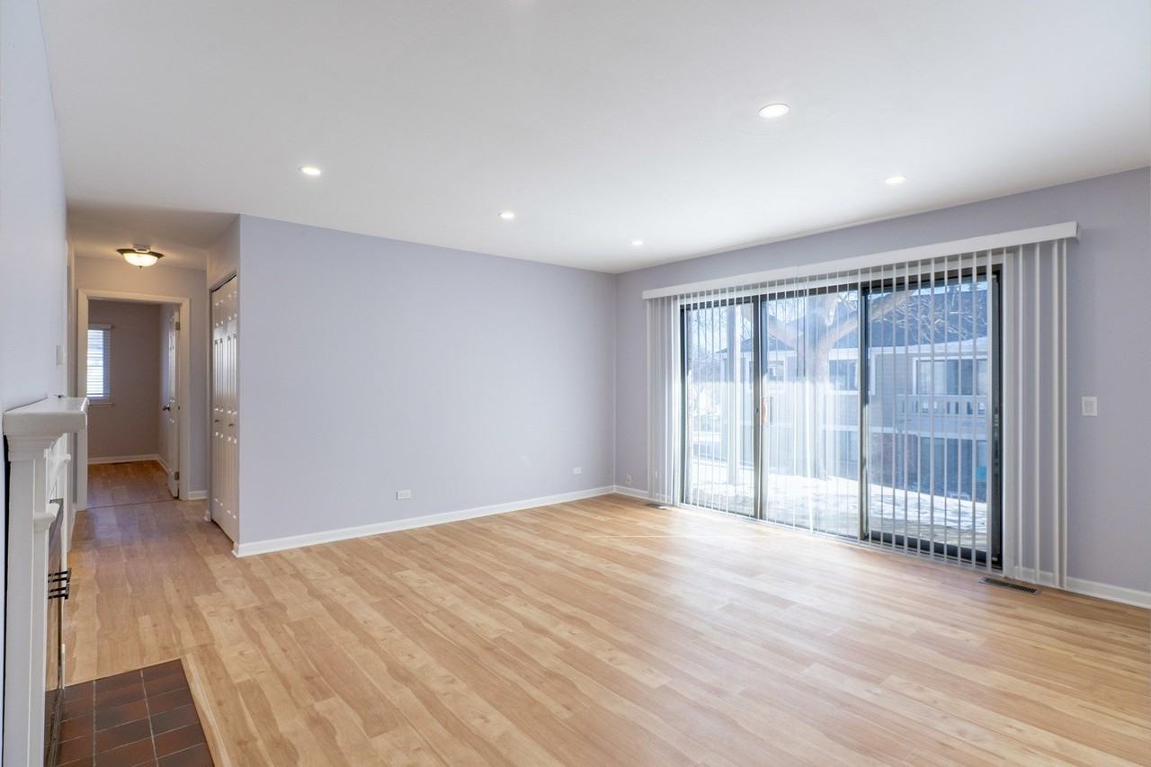 49 Stanton Ct Unit A1 - Photo 3 of 23