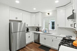 140 Commonwealth Ave #1 - Photo 1 of 1