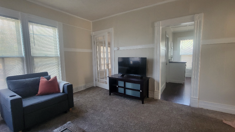 4825 Calvert St #1 - Photo 2 of 12