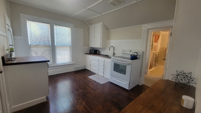 4825 Calvert St #1 - Photo 7 of 12