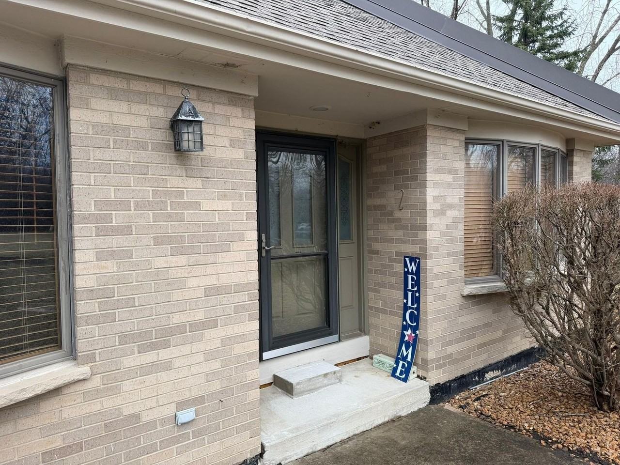 229 Shea Dr - Photo 2 of 29