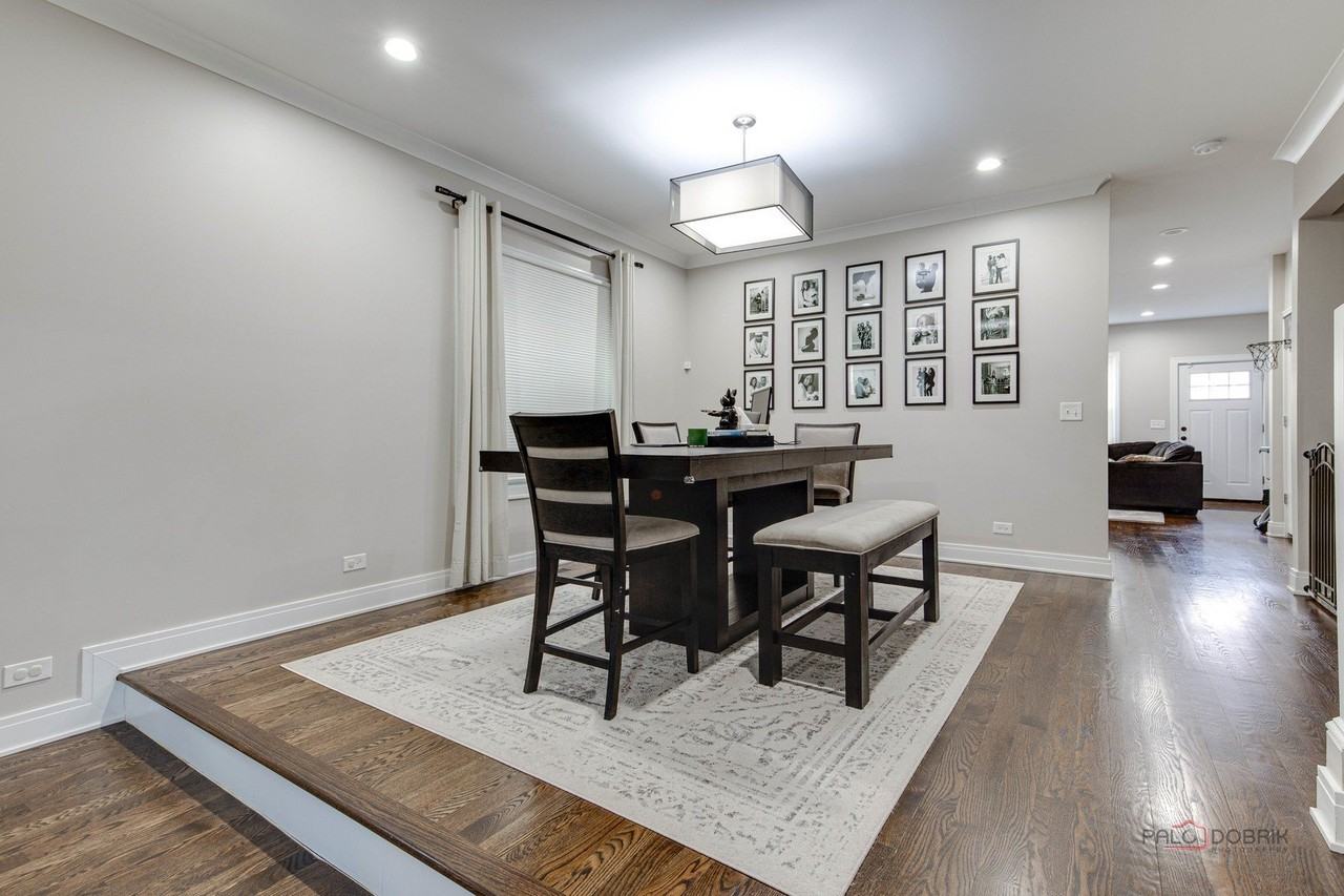 3931 S Wells St - Photo 5 of 21