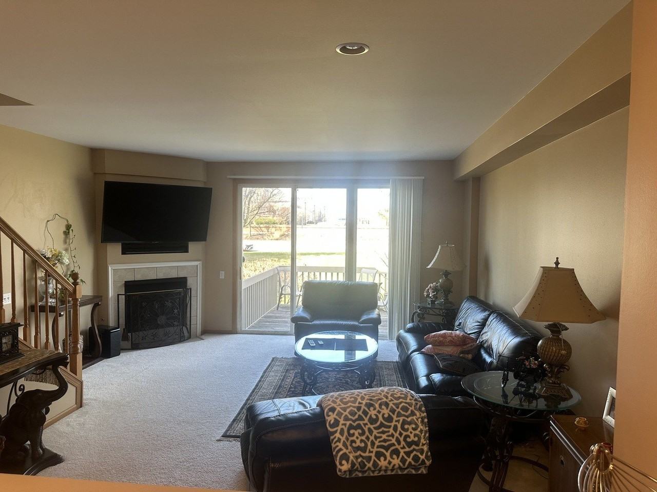 2734 Rockport Ln - Photo 2 of 19