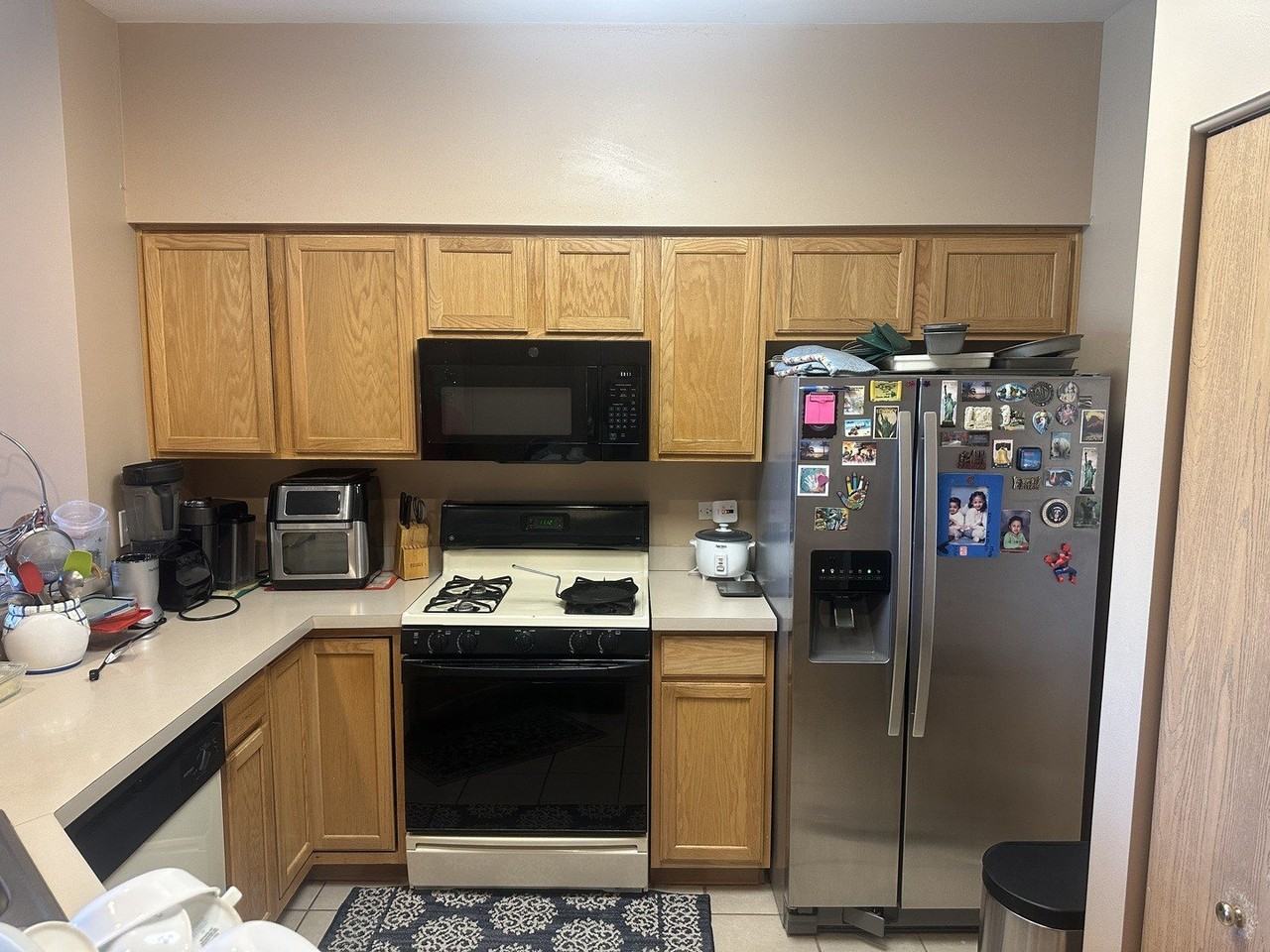 2734 Rockport Ln - Photo 3 of 19