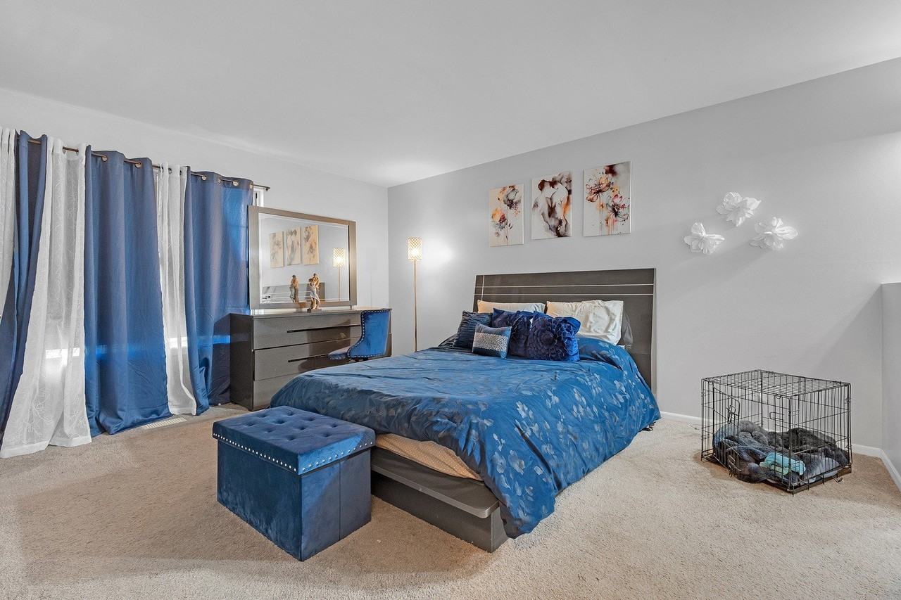 691 W Streamwood Blvd Unit A - Photo 7 of 14