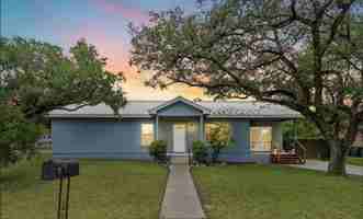 featured image of 622 Dartmouth St