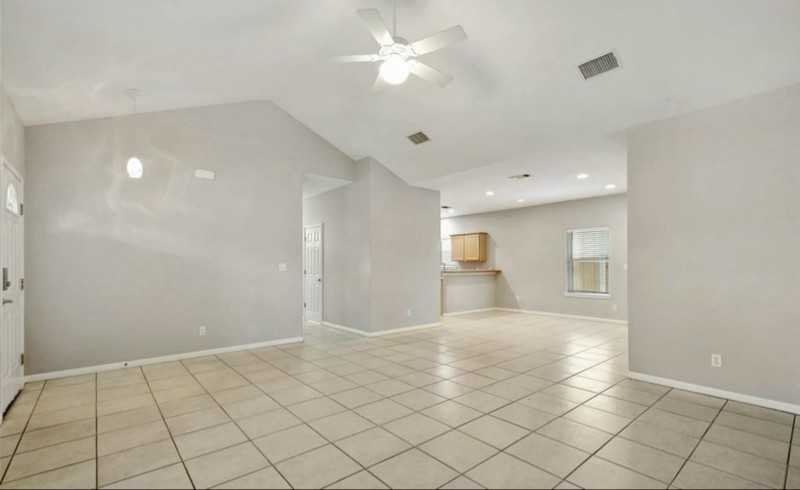 622 Dartmouth St - Photo 4 of 13