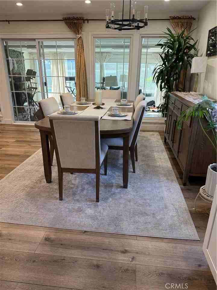 5247 Buffalo Ave - Photo 6 of 15