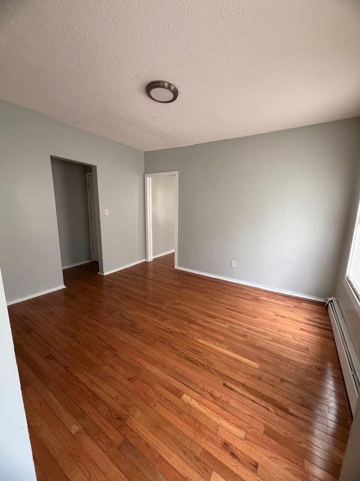 141 County St #2 - Photo 2 of 5