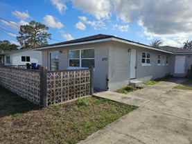 4719 Manatee Dr - Photo 1 of 1