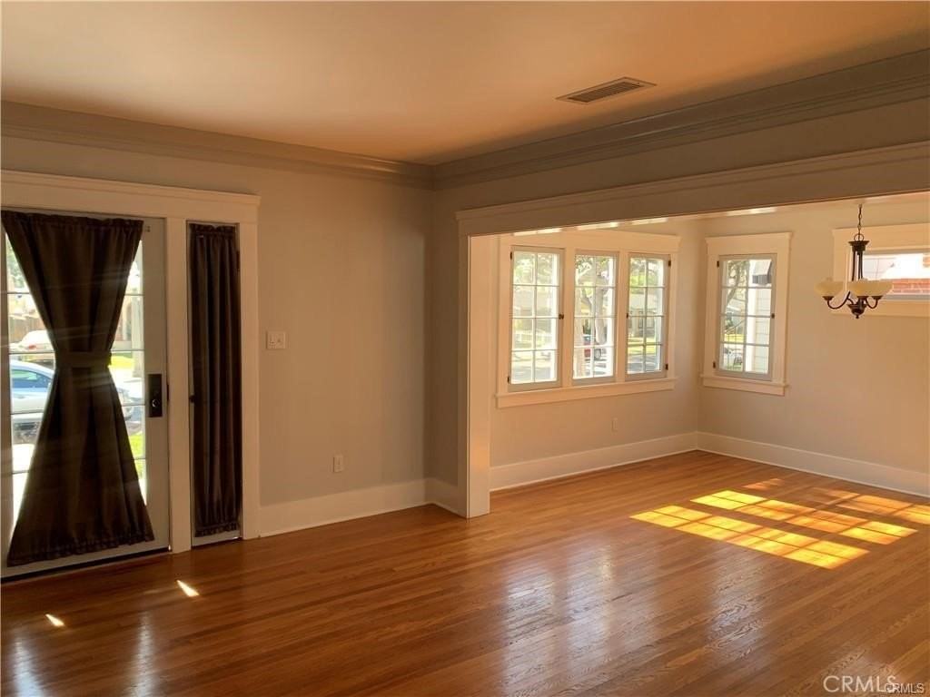 415 Malvern Ave - Photo 4 of 14