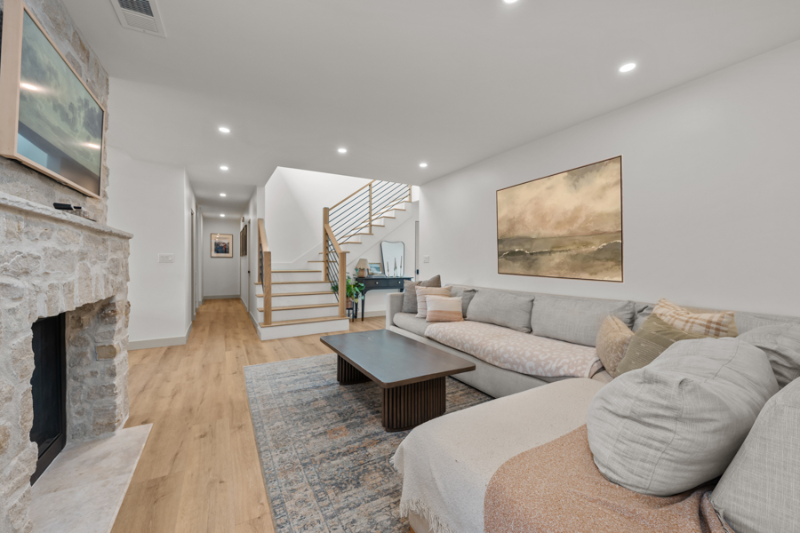3810 Adair Way