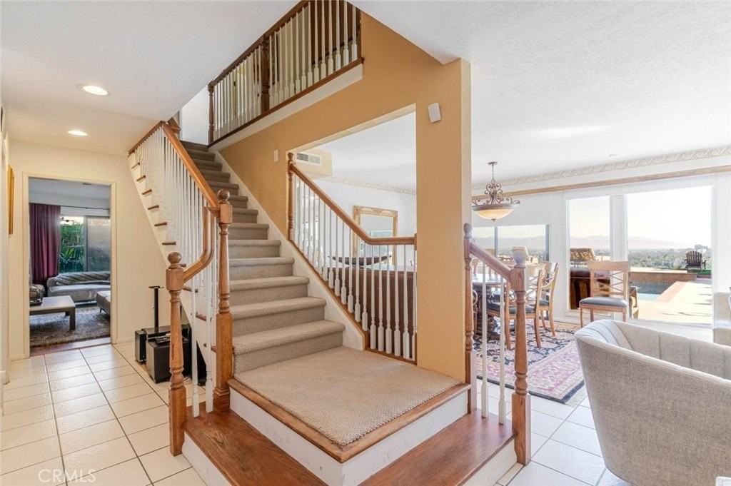 6022 Maury Ave - Photo 6 of 45