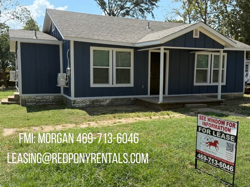 399 W Blackbourn St - Photo 3 of 12