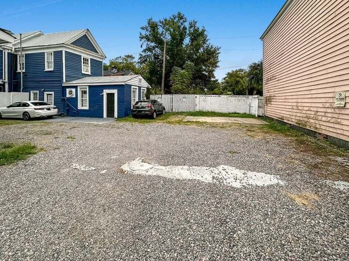 199 Spring St - Photo 6 of 7