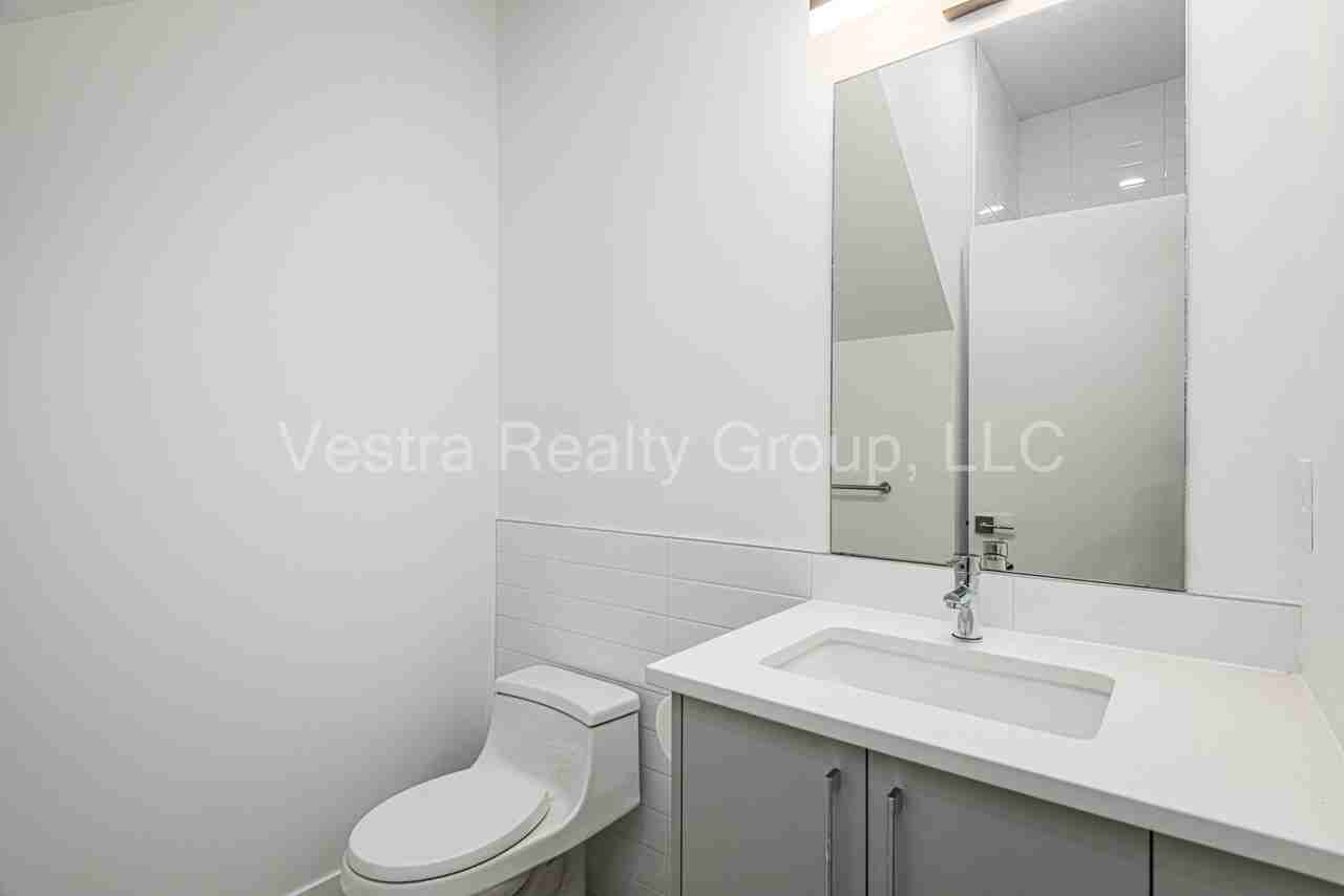 1316 Osceola St - Photo 7 of 19