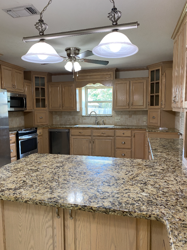 6014 Castle Oaks - Photo 2 of 20