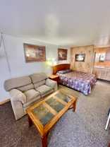 102 N Maple Ave - Photo 1 of 1