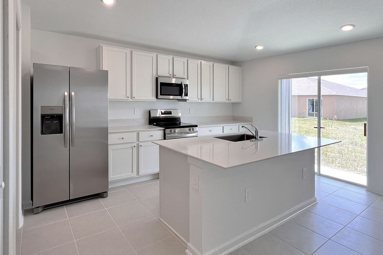 2114 Lasso Loop - Photo 4 of 20