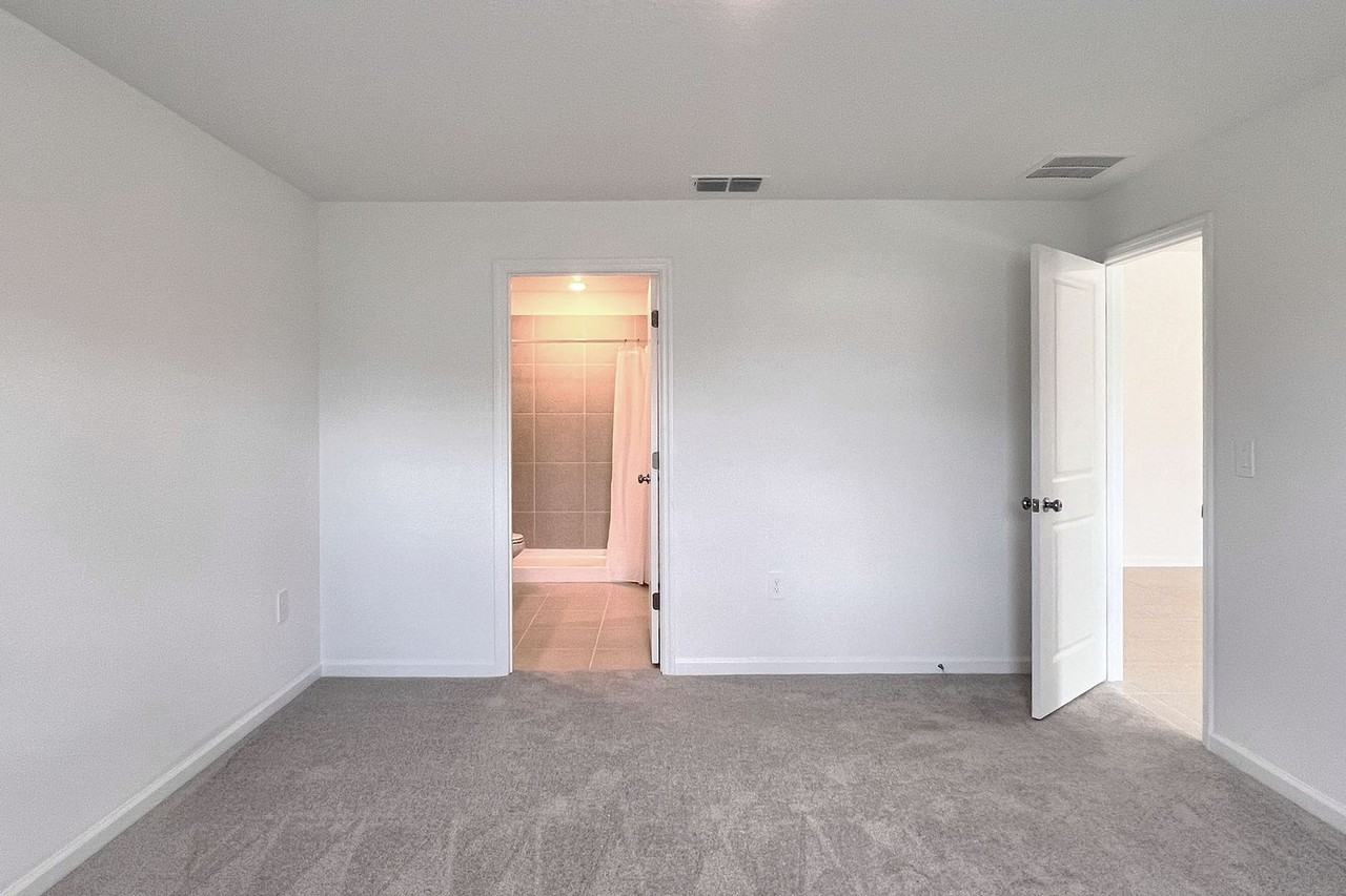 2114 Lasso Loop - Photo 7 of 20