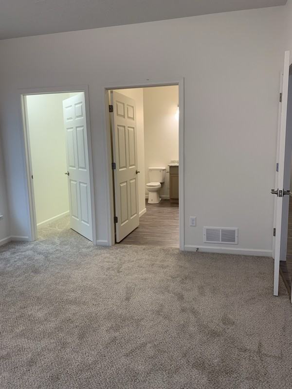 456 Westside Dr #4 - Photo 4 of 8
